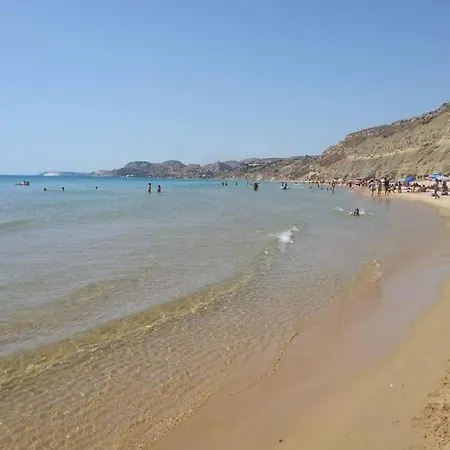 فندق مبيت وإفطار Batara - 