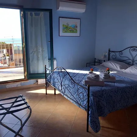 Batarà - La Terrazza Del Centro Alojamento de Acomodação e Pequeno-almoço