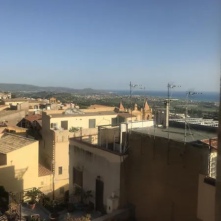 فندق مبيت وإفطار Batara - 